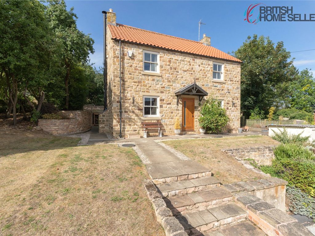 4 bed detached house for sale in Portland Street, Whitwell, Worksop