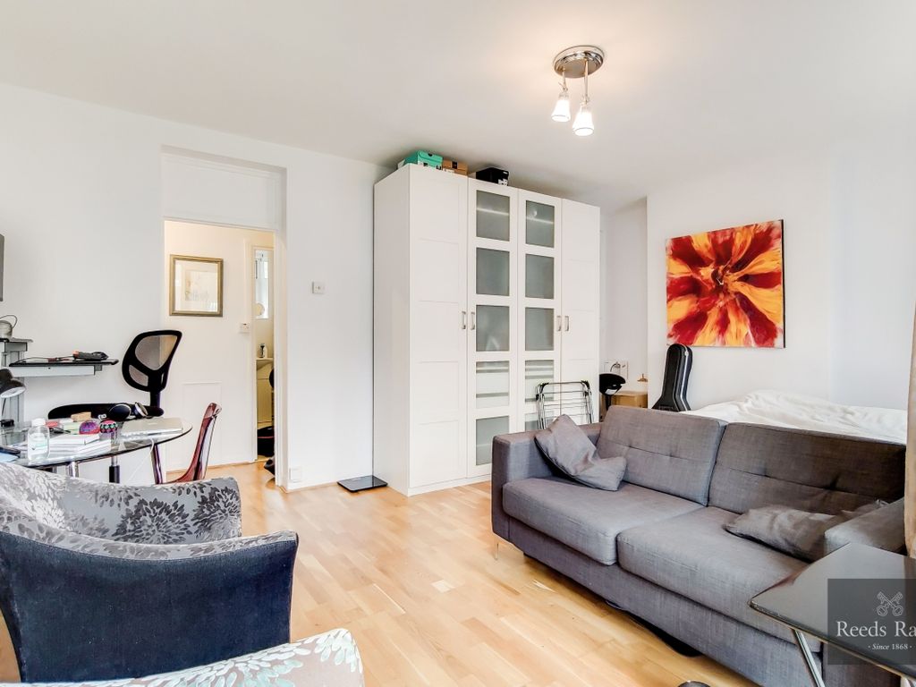 Studio to rent in Spode House Lambeth Walk, London SE11, £1,350 pcm