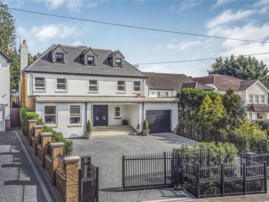 7 bed detached house for sale in Pine Grove, Brookmans Park