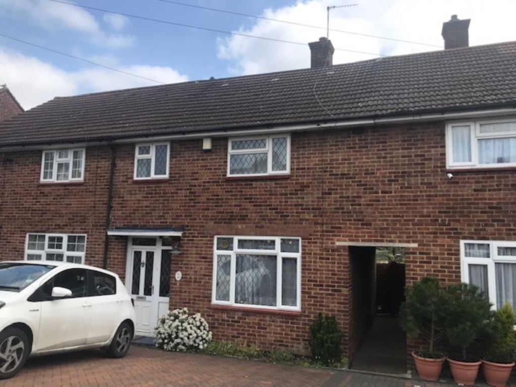 3 bed terraced house for sale in Burghley Ave, Borehamwood WD6 Zoopla