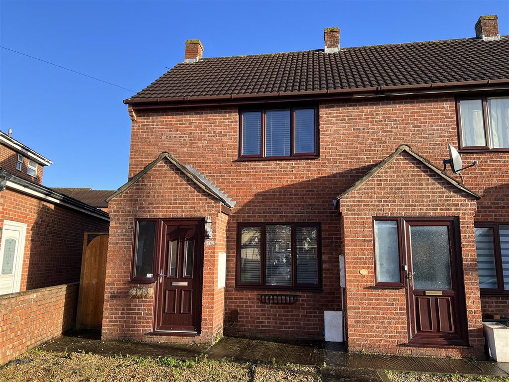 2 bed end terrace house for sale in Dursley Road, Trowbridge BA14 Zoopla