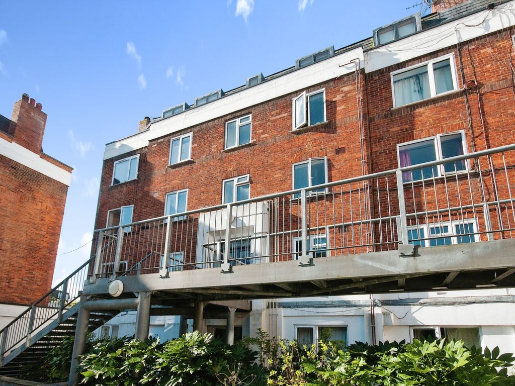 2 bed flat for sale in Park Crescent Place, Brighton, East Sussex BN2