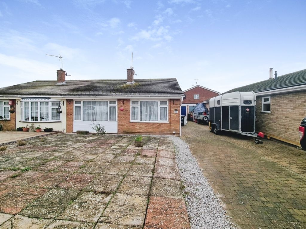 2 bed semidetached bungalow for sale in Botanical Way, St Osyth CO16