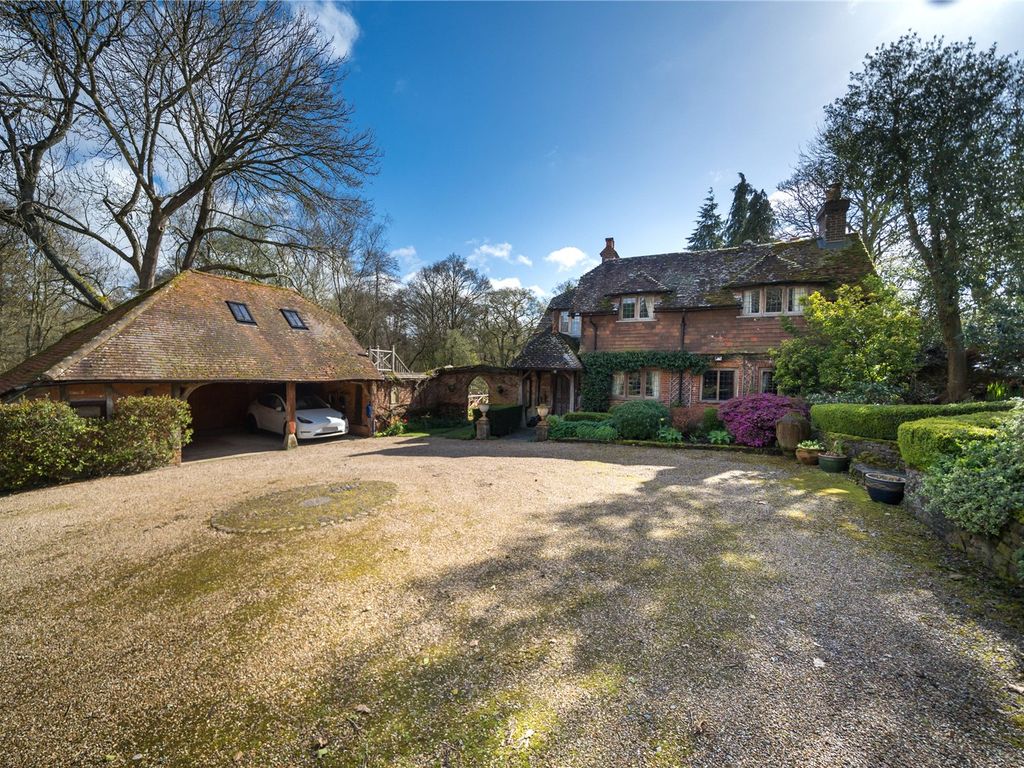 5 bed detached house for sale in Priory Lane, Frensham, Farnham GU10, £