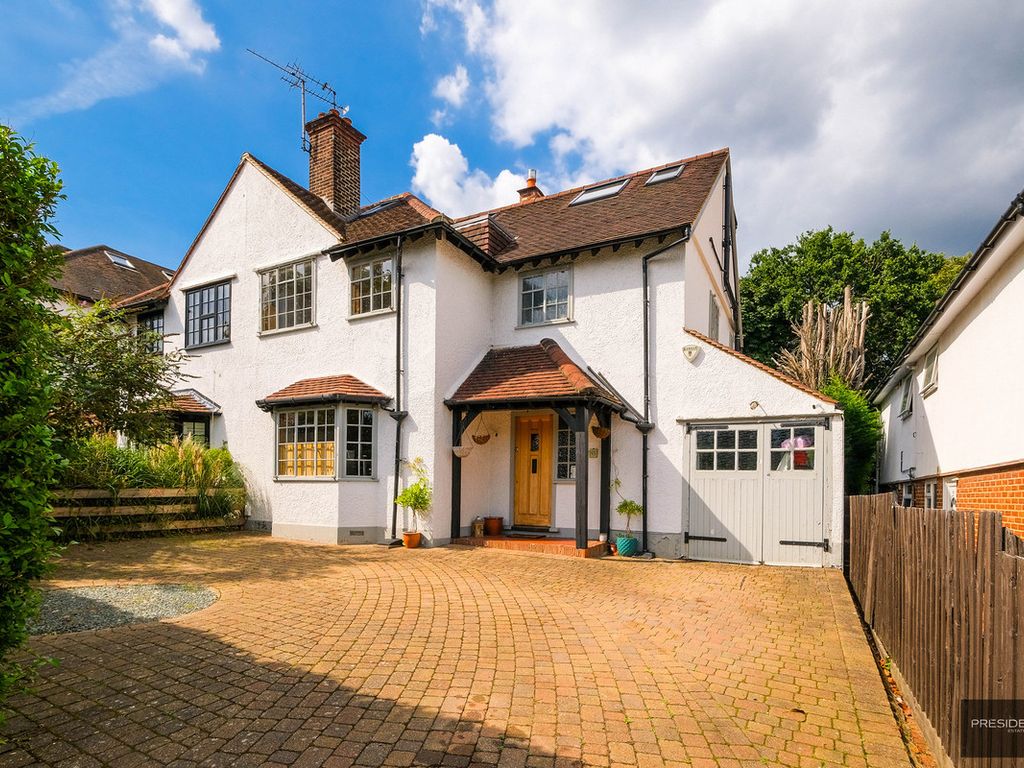 4 bed semidetached house for sale in Russell Road, Buckhurst Hill IG9