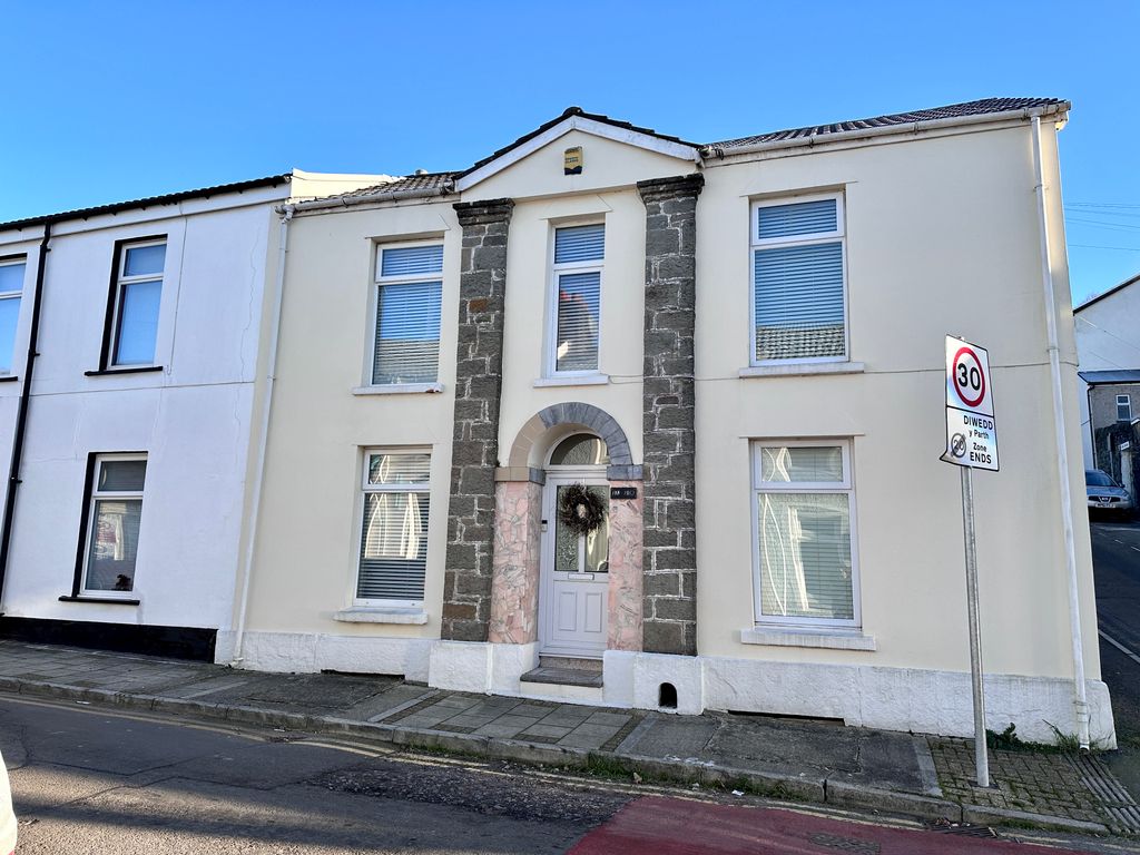 Lower Thomas Street, Merthyr Tydfil CF47  