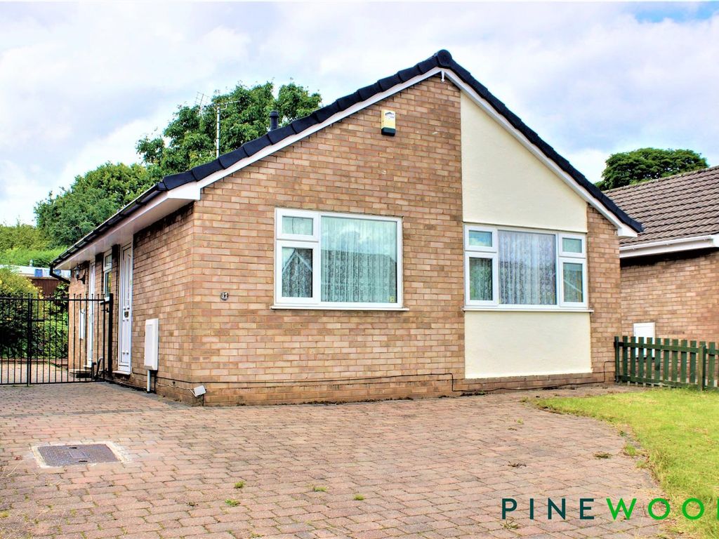 2 bed bungalow for sale in St. Johns Crescent, Clowne, Chesterfield