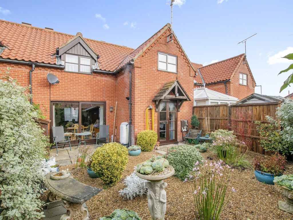 3 bed terraced house for sale in Abbey Court, Bacton, Norwich NR12 Zoopla