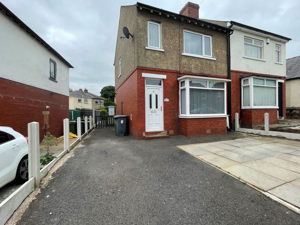 3 bed semidetached house to rent in Carr Street, Marsh, Huddersfield