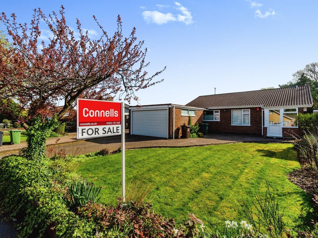 3 bed detached bungalow for sale in Greaves Avenue, Walsall WS5 Zoopla