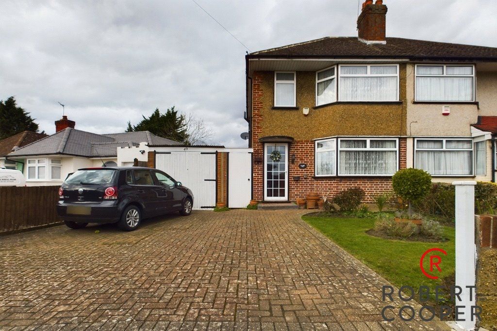 3 bed semidetached house for sale in Royal Crescent, Ruislip HA4, £549,950 Zoopla