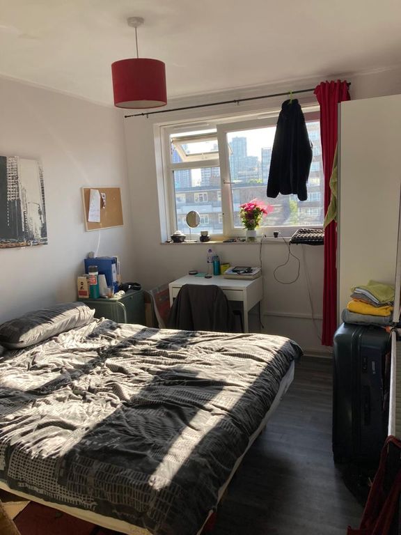 Room to rent in Regan Way, Hoxton N1 - Zoopla