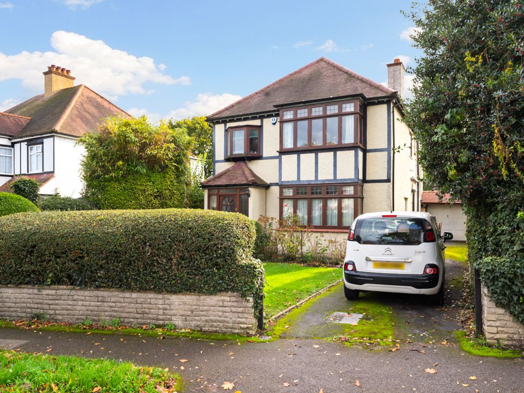 4 bed detached house for sale in Waterer Rise, South Wallington, Surrey SM6 Zoopla