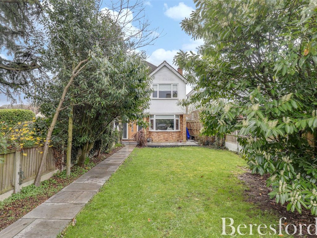 3 bed semidetached house for sale in Brentwood Road, Ingrave CM13 Zoopla