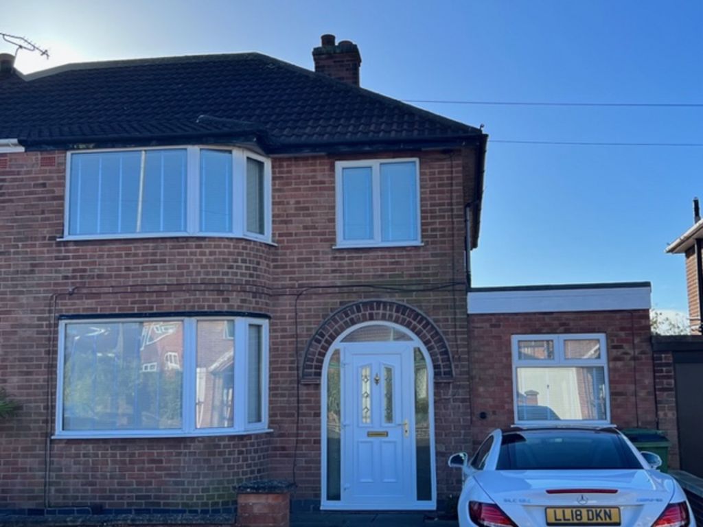 3 bed semidetached house for sale in Brockenhurst Drive, Leicester LE3