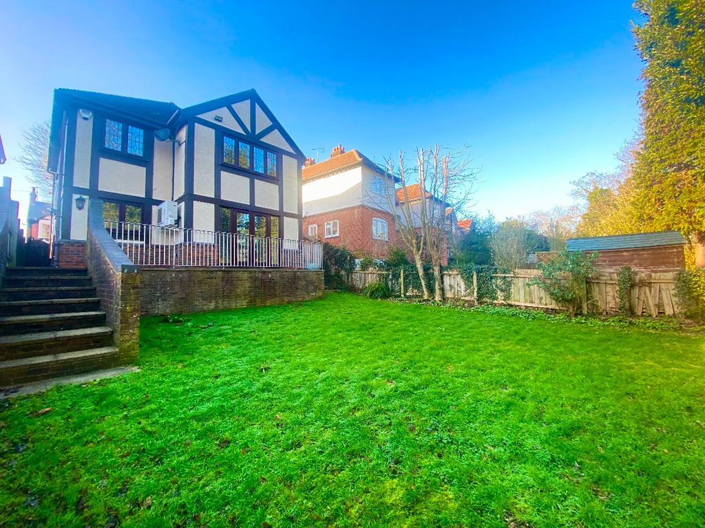 4 bed detached house for sale in Kingston Road, Gidea Park, Romford RM1