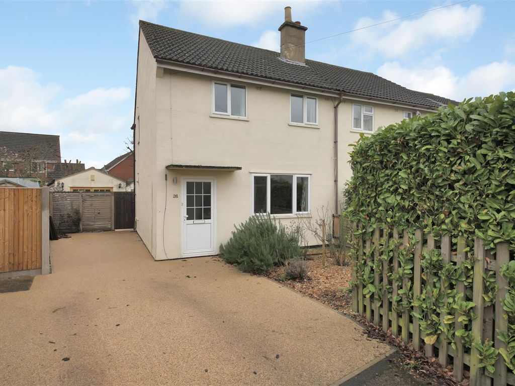 3 bed semidetached house for sale in Shepherds Close, Cherry Hinton