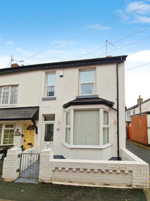 2 bed end terrace house to rent in Ruskin Avenue, Blackpool, Lancashire