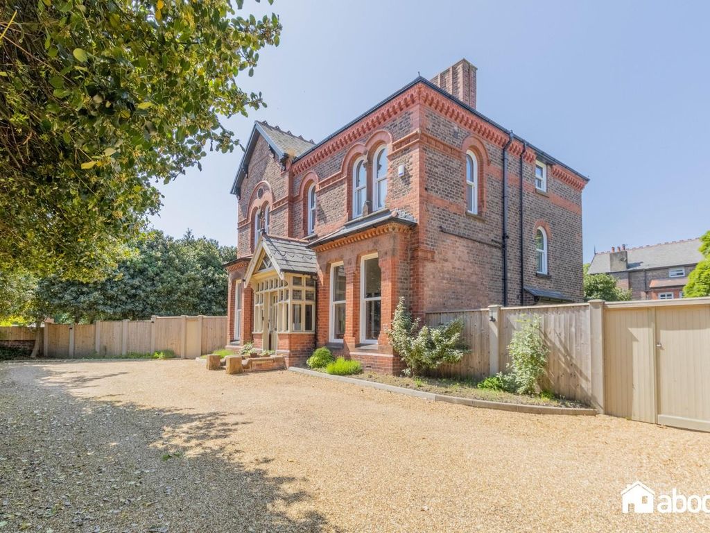 6 bed detached house for sale in Merrilocks Road, Crosby, Liverpool L23