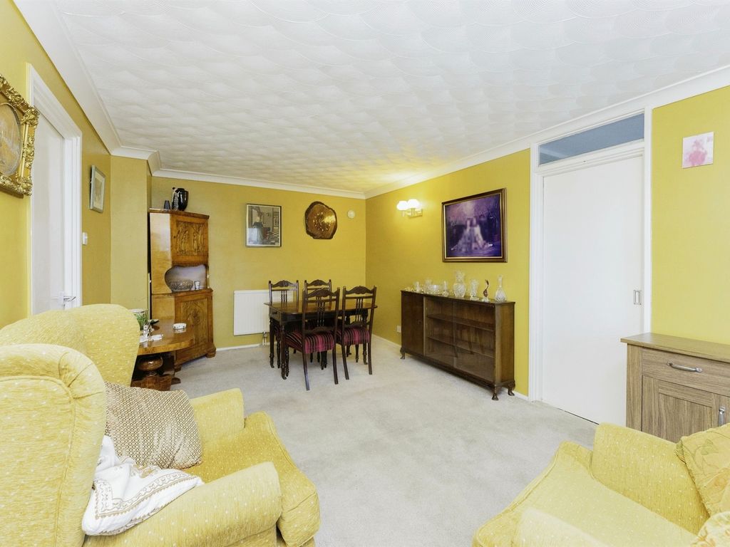 2 bed flat for sale in The Banks, Burbo Way, Wallasey CH45, £127,000