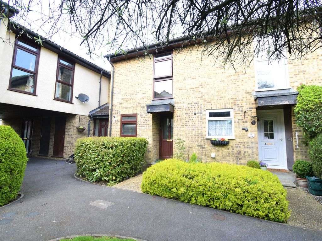 2 bed terraced house to rent in Wellesley Close, Ash Vale, Aldershot