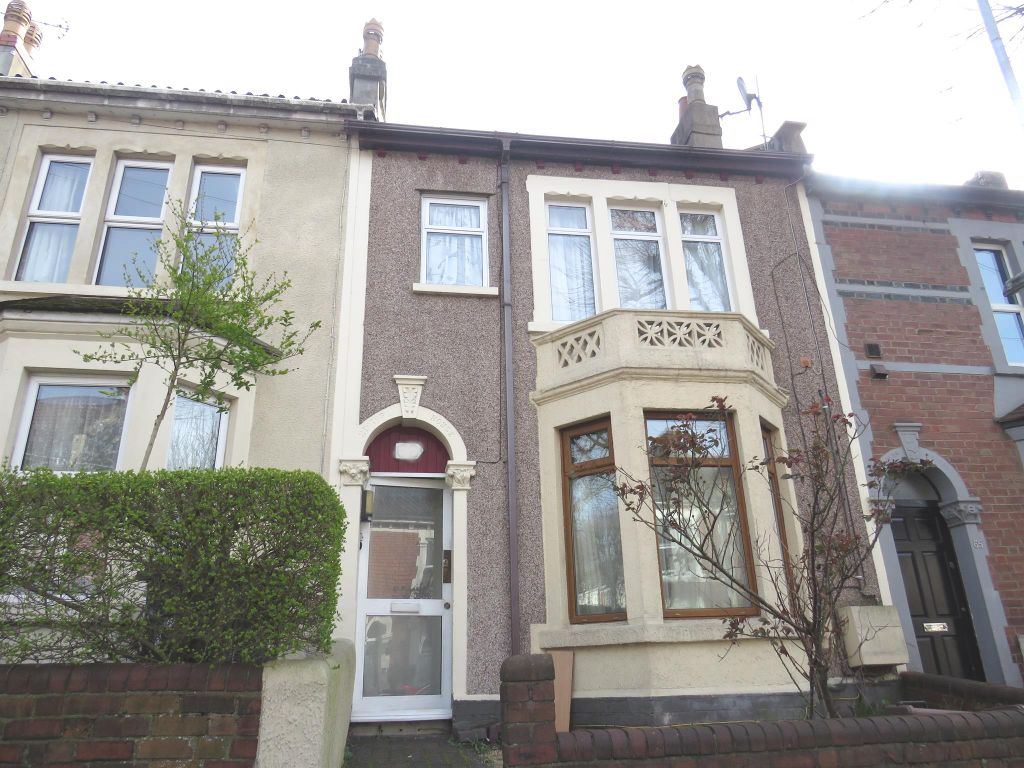 5 bed terraced house for sale in Freemantle Road, Eastville, Bristol