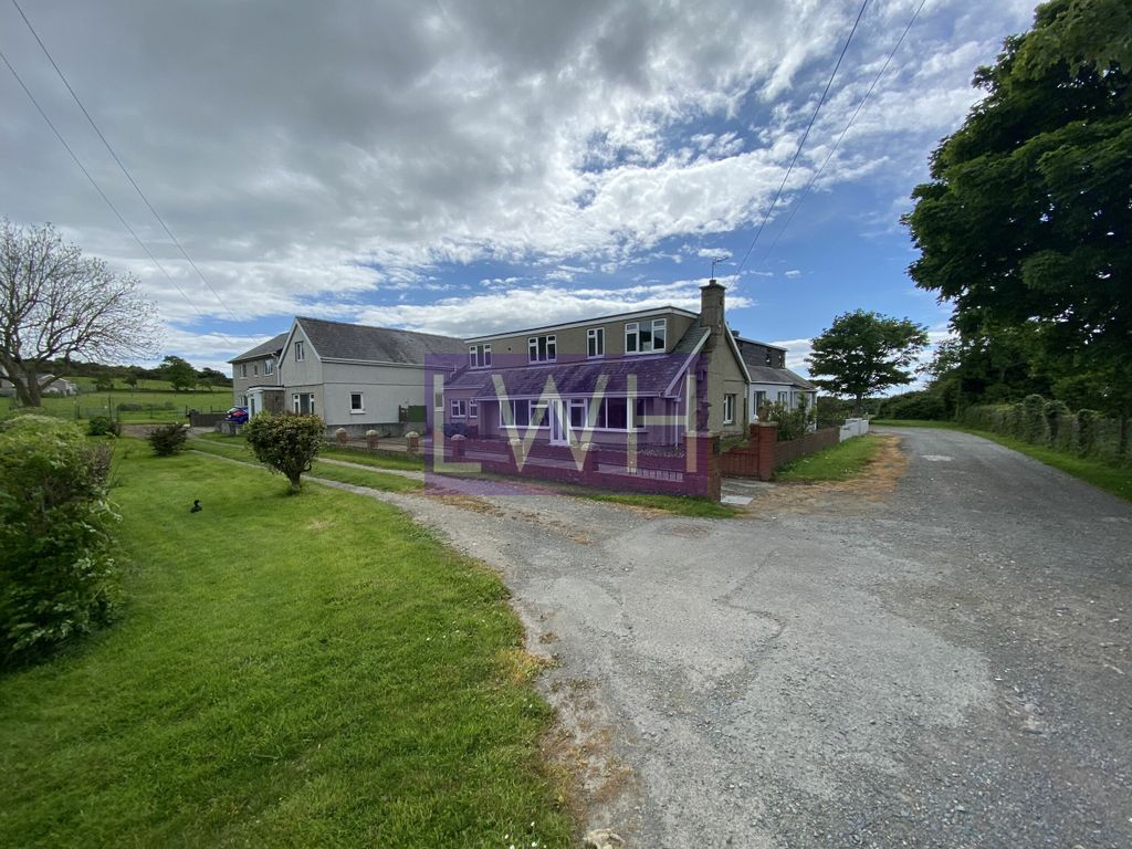 Property for sale in Ffordd Cae Rhyg, Nefyn, Gwynedd LL53 Zoopla