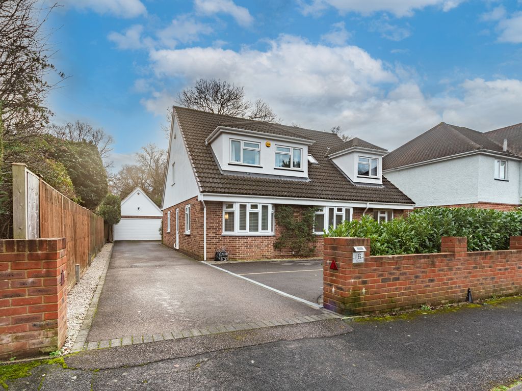 4 bed detached house for sale in Oak Road, Farnborough, Hampshire GU14