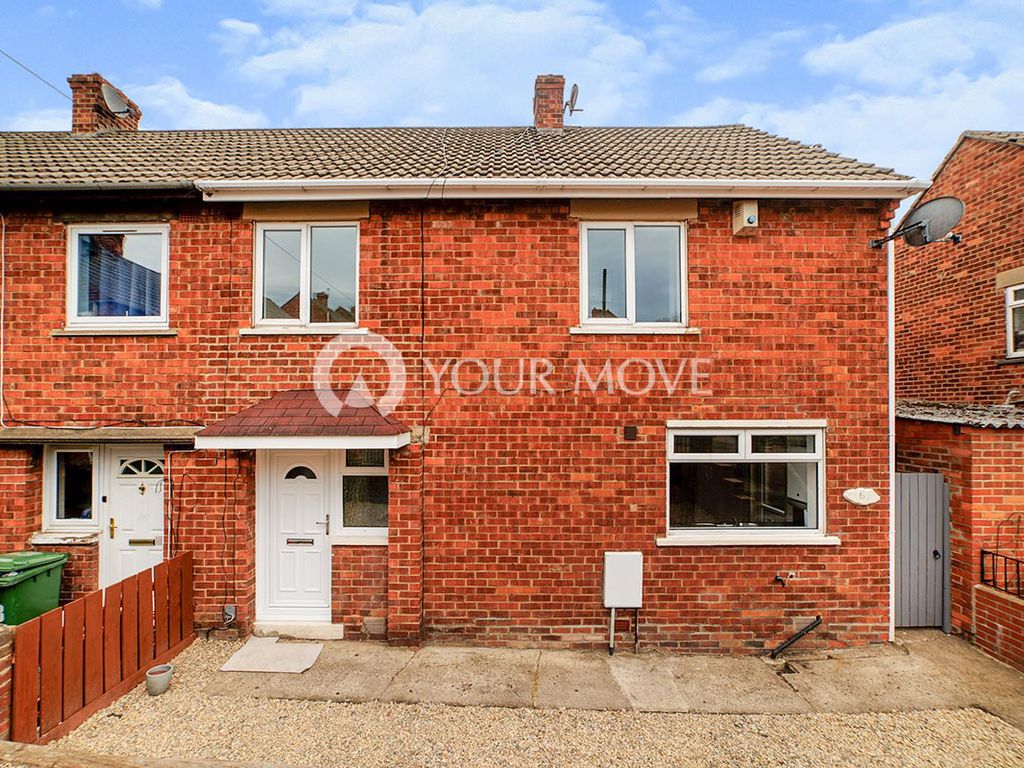 3 bed semidetached house for sale in Garth Farm Road, BlaydonOnTyne