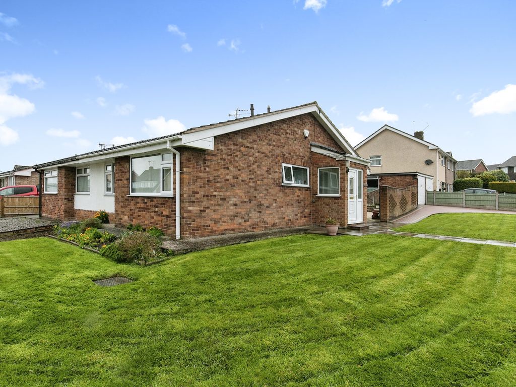2 bed bungalow for sale in Daleside, Buckley, Flintshire CH7, £190,000