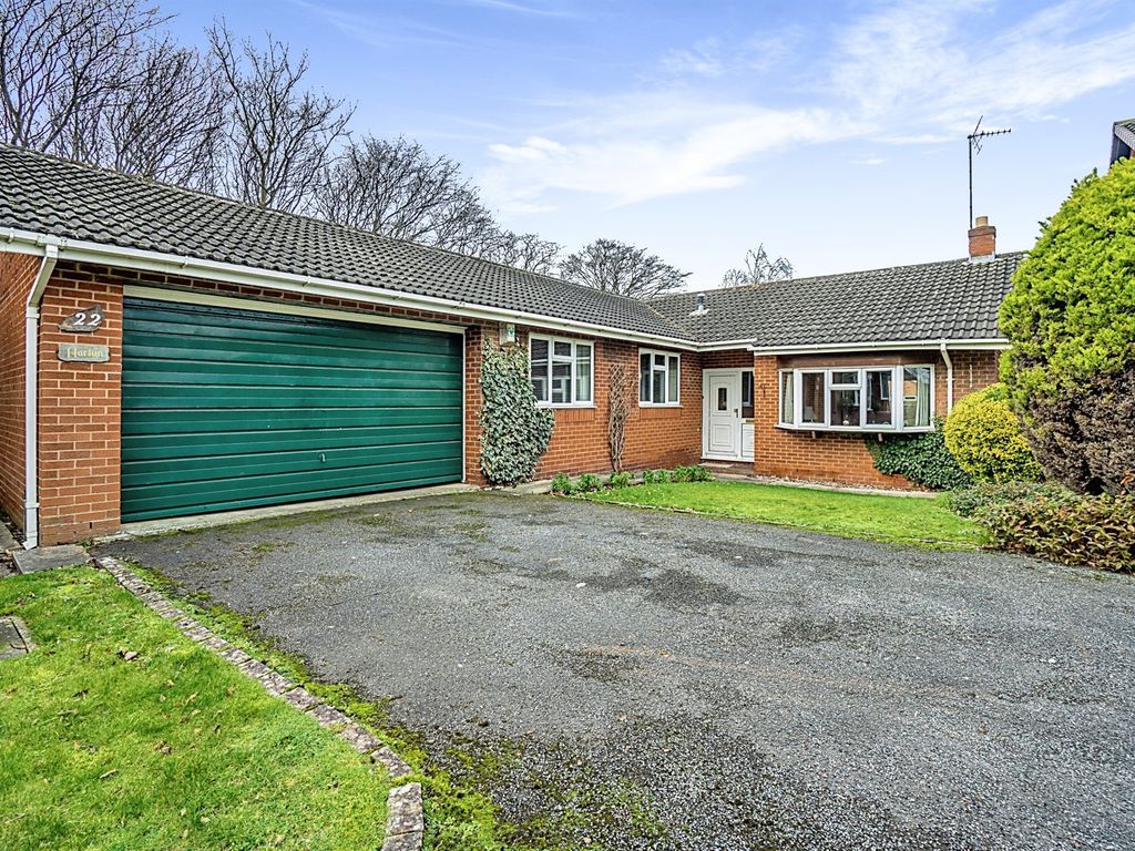 4 bed detached bungalow for sale in Hazelwood, Greasby, Wirral CH49