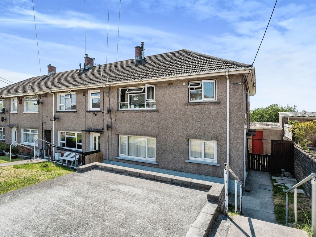 1 bed flat for sale in Heol Maes Y Cerrig, Loughor, Swansea SA4 Zoopla