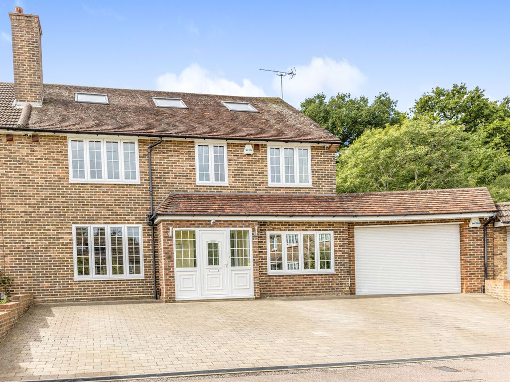 Bromborough Green, Watford, Hertfordshire WD19  