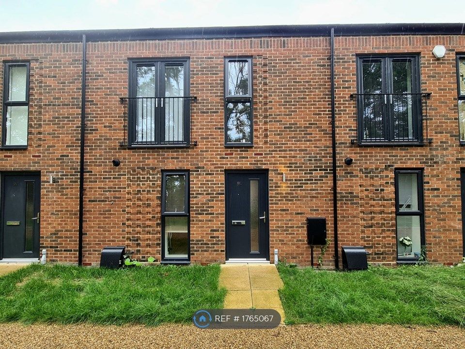 3 bed terraced house to rent in Ribot Walk, Salford M6 Zoopla