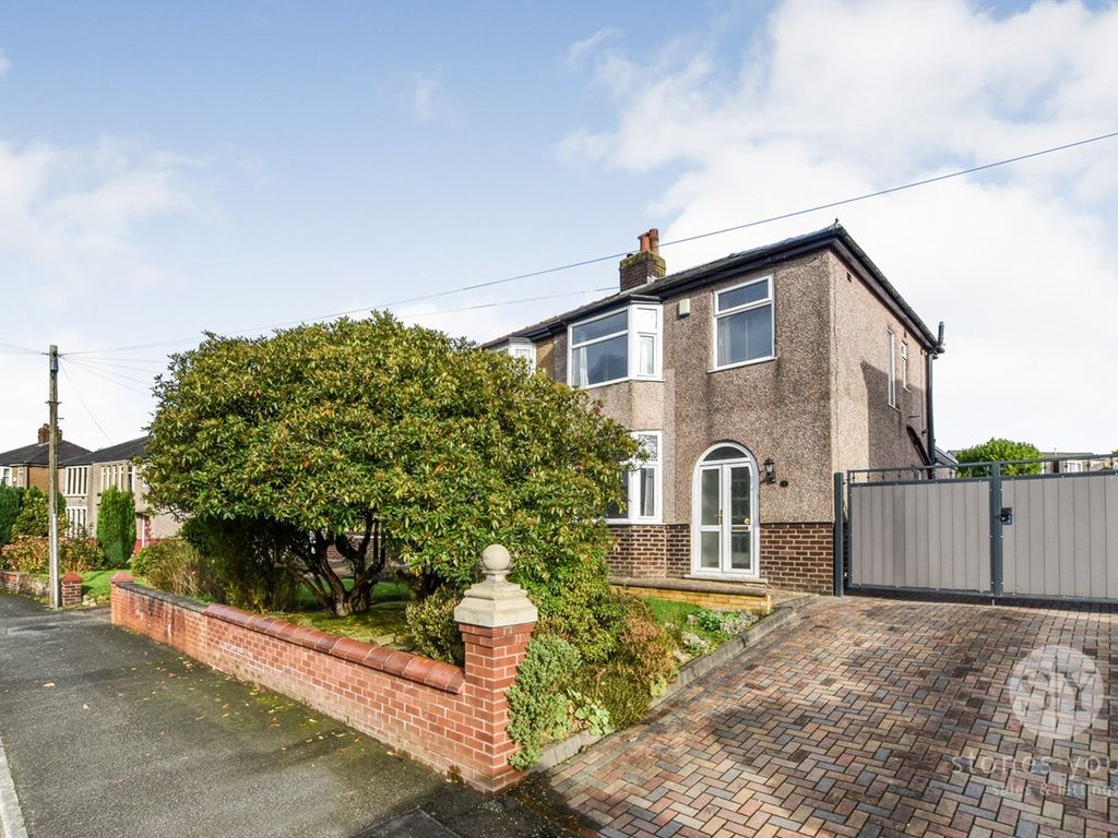 3 bed semidetached house for sale in Bank Hey Lane South, Blackburn