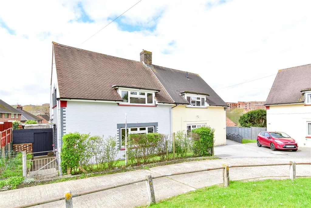 3 bed semidetached house for sale in St. Hilda's Way, Gravesend, Kent