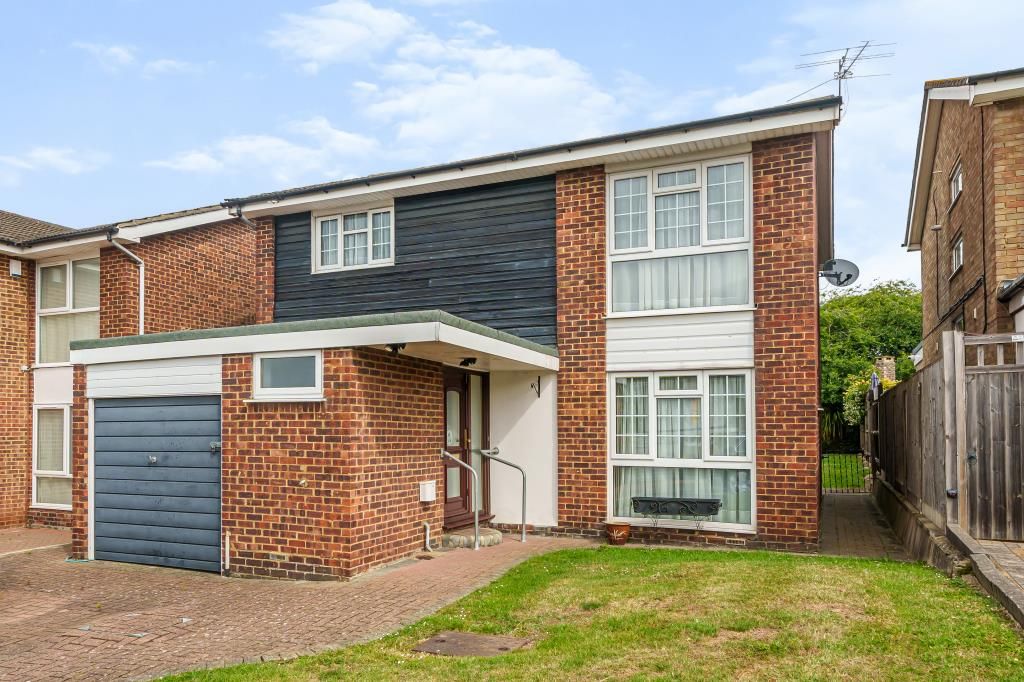 4 bed detached house for sale in Cockfosters, EN4 Zoopla