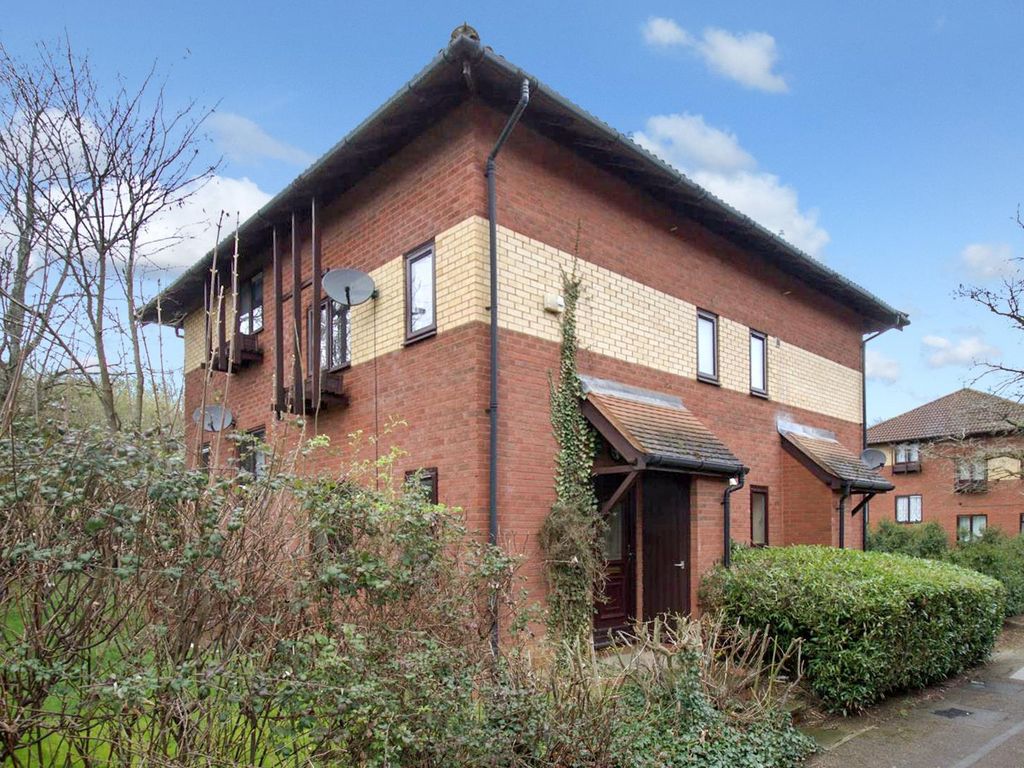1 bed end terrace house for sale in Troutbeck, Peartree Bridge, Milton