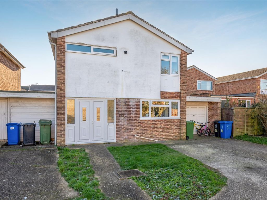 3 bed link detached house for sale in White Horse Road, Windsor SL4, £