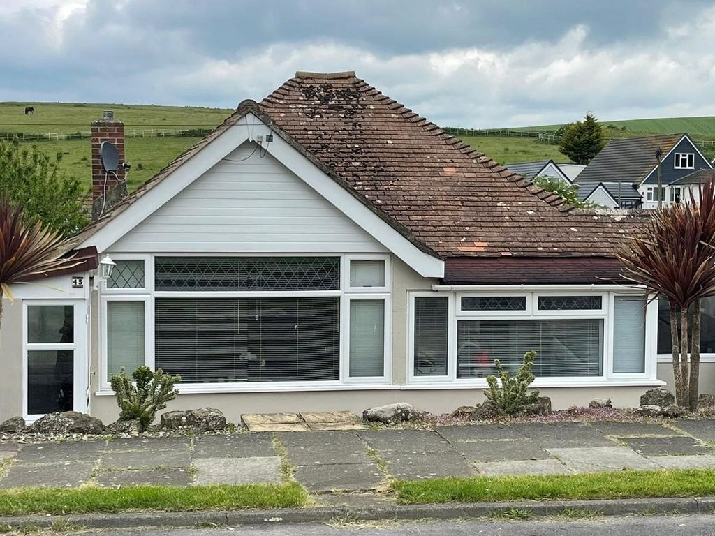 4 bed bungalow for sale in Westfield Avenue North, Saltdean, Brighton