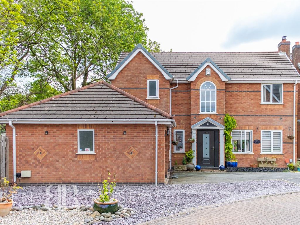 4 bed detached house for sale in Craigflower Court, Bamber Bridge