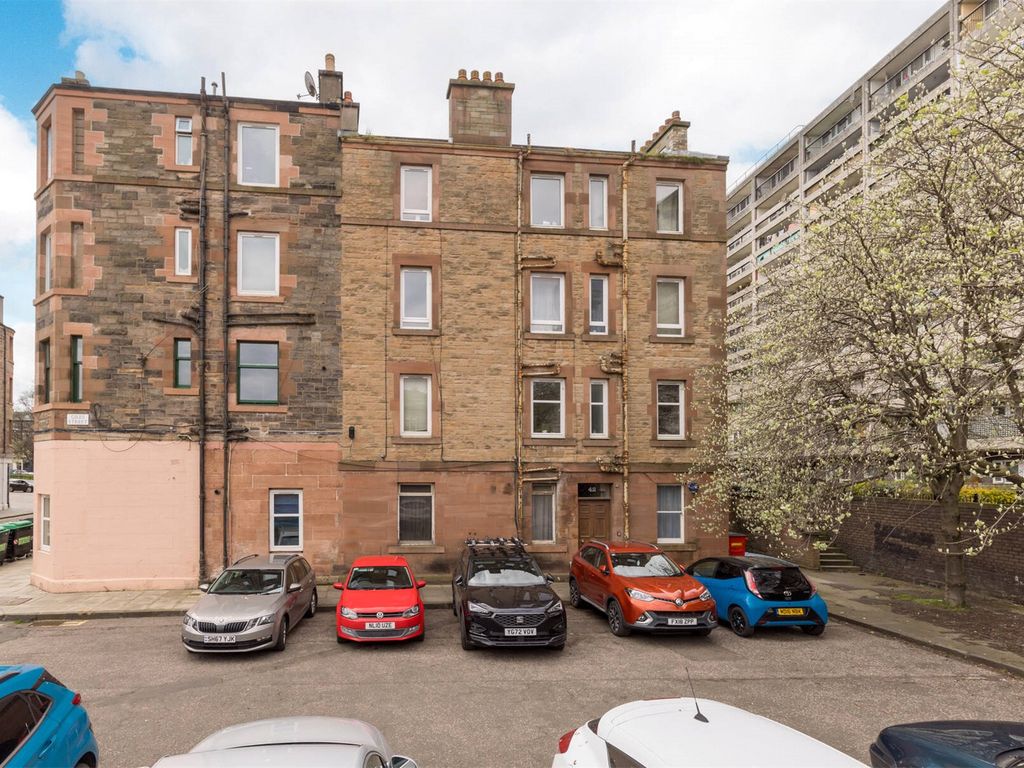 1 bed flat for sale in 42/1, Giles Street, Leith, Edinburgh EH6 Zoopla