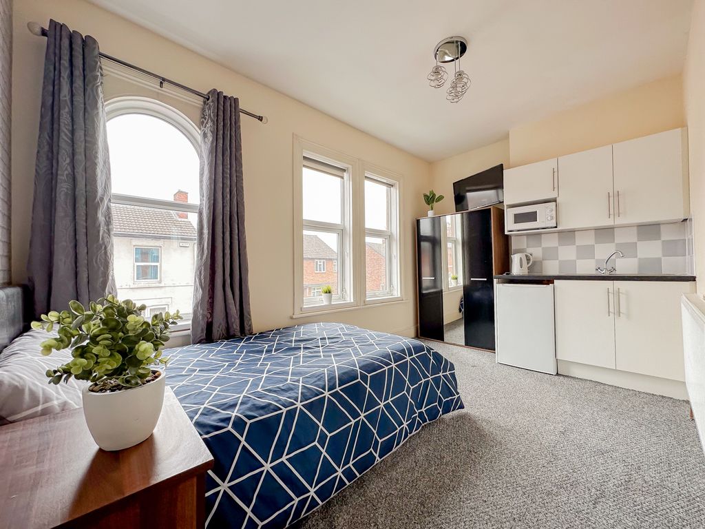 Room to rent in Harcourt Street, Derby DE1 Zoopla