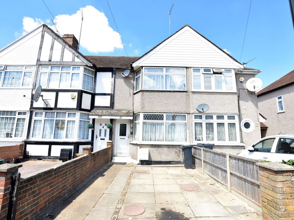 2 bed terraced house for sale in Granville Avenue, Feltham, Middlesex TW13 Zoopla
