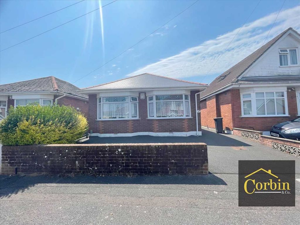 Headswell Crescent, Bournemouth BH10