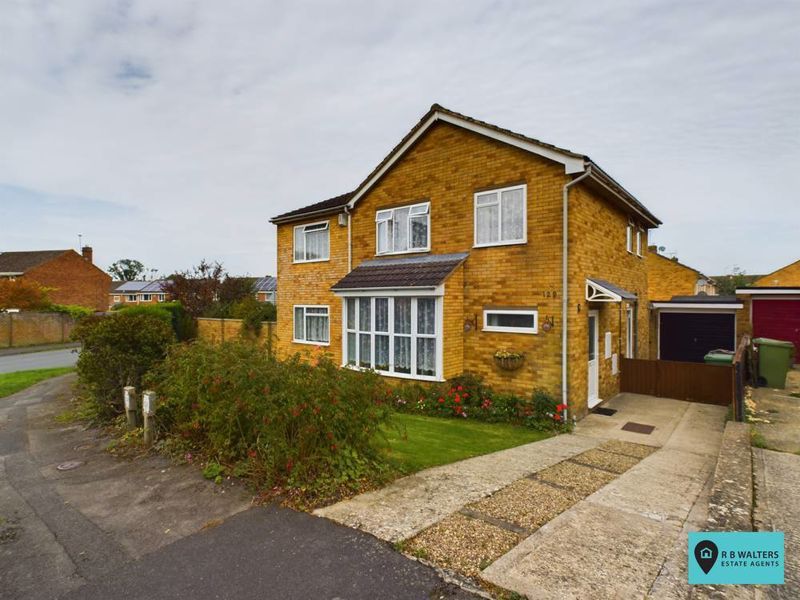 5 bed detached house for sale in Abbotswood Road, Brockworth