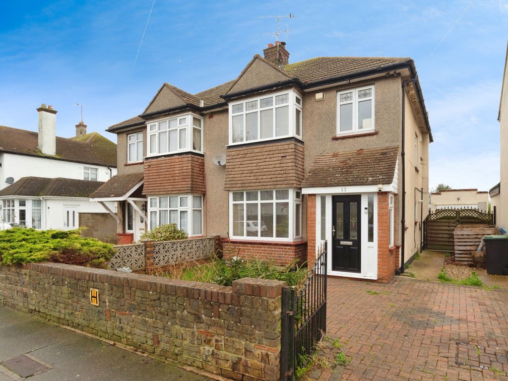 3 bed semidetached house for sale in Poynings Avenue, SouthendOnSea