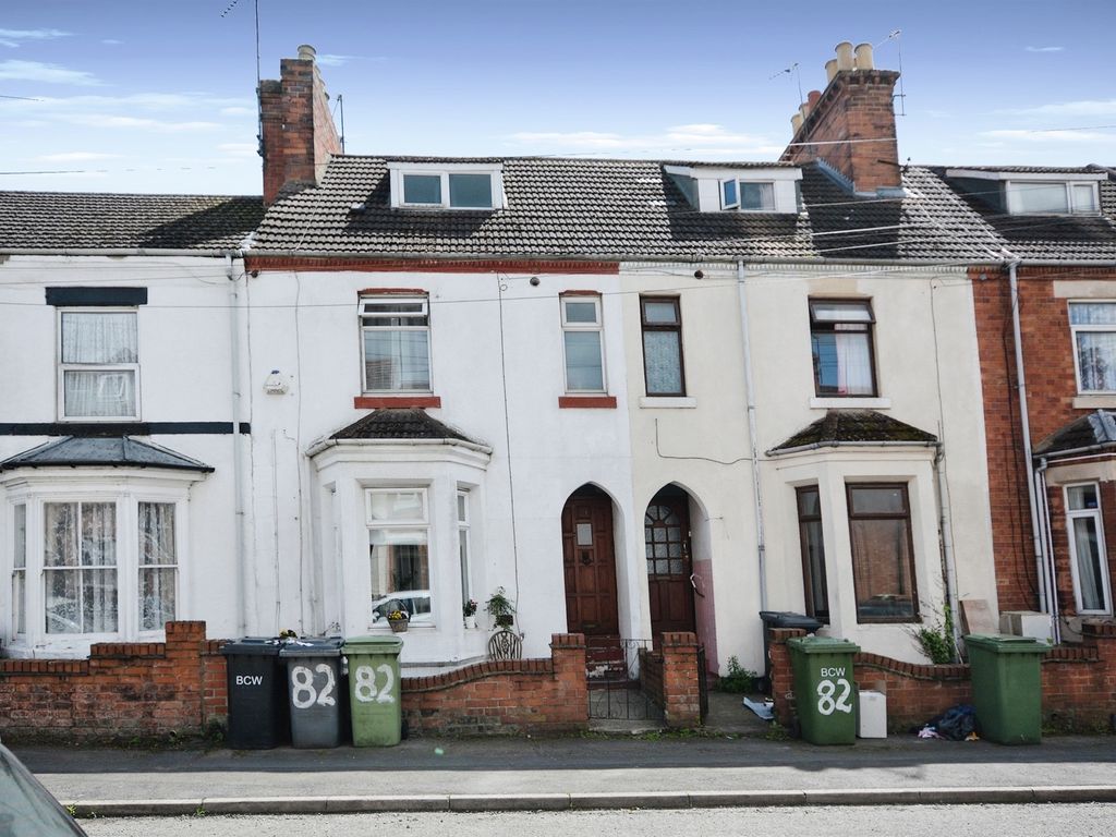 3 bed terraced house for sale in Winstanley Road, Wellingborough NN8