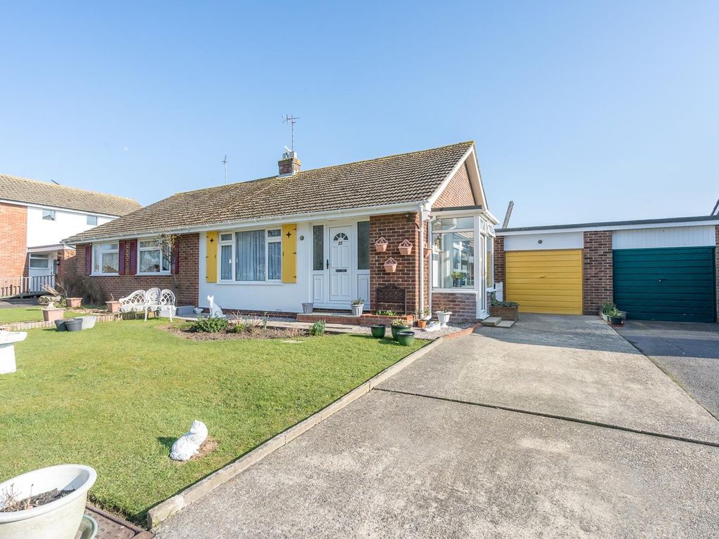 2 bed semidetached bungalow for sale in Nyetimber Lane, Bognor Regis