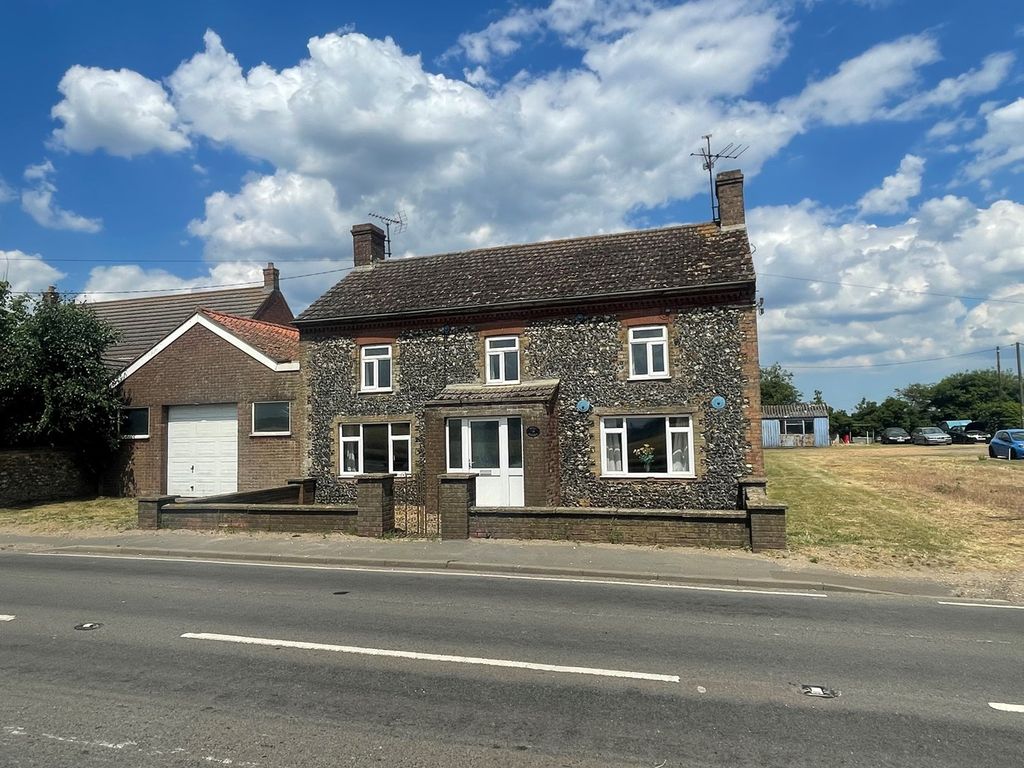 4 bed detached house for sale in Stoke Road, Wereham, King's Lynn PE33